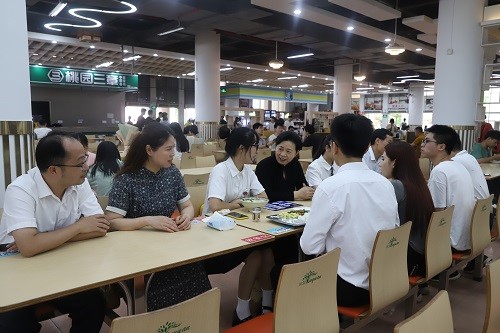 广东理工职业学院食堂图片